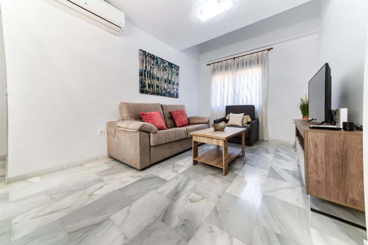 Apartment Holidays2malaga Salitre Cerca Estacion Ave & Fibra Wifi *